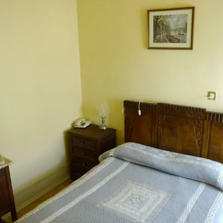Hotel Residencial Luz Tomar Habitación foto